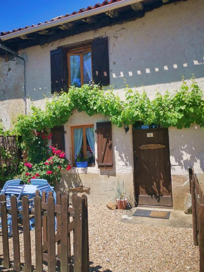 Les Verges Gites Exideuil-sur-Vienne المظهر الخارجي الصورة